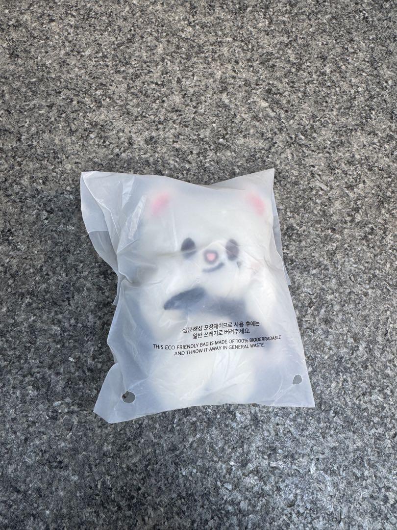 

[USED] straykids hyunjin banzai plushie seoul concert dominoate