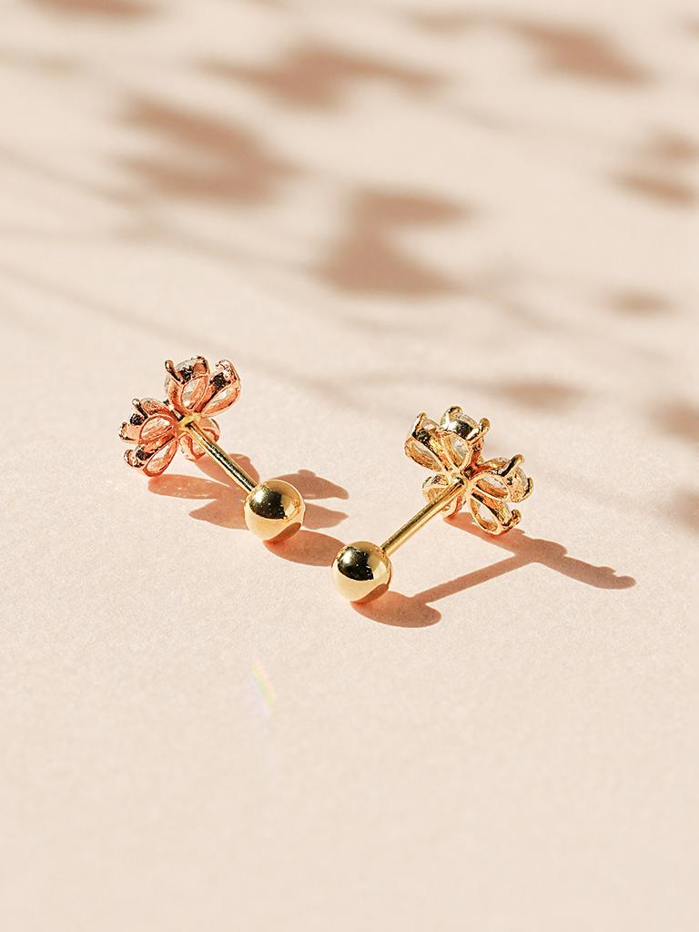 Minimalpiercing 14K Dreaming Flower Piercing Earrings