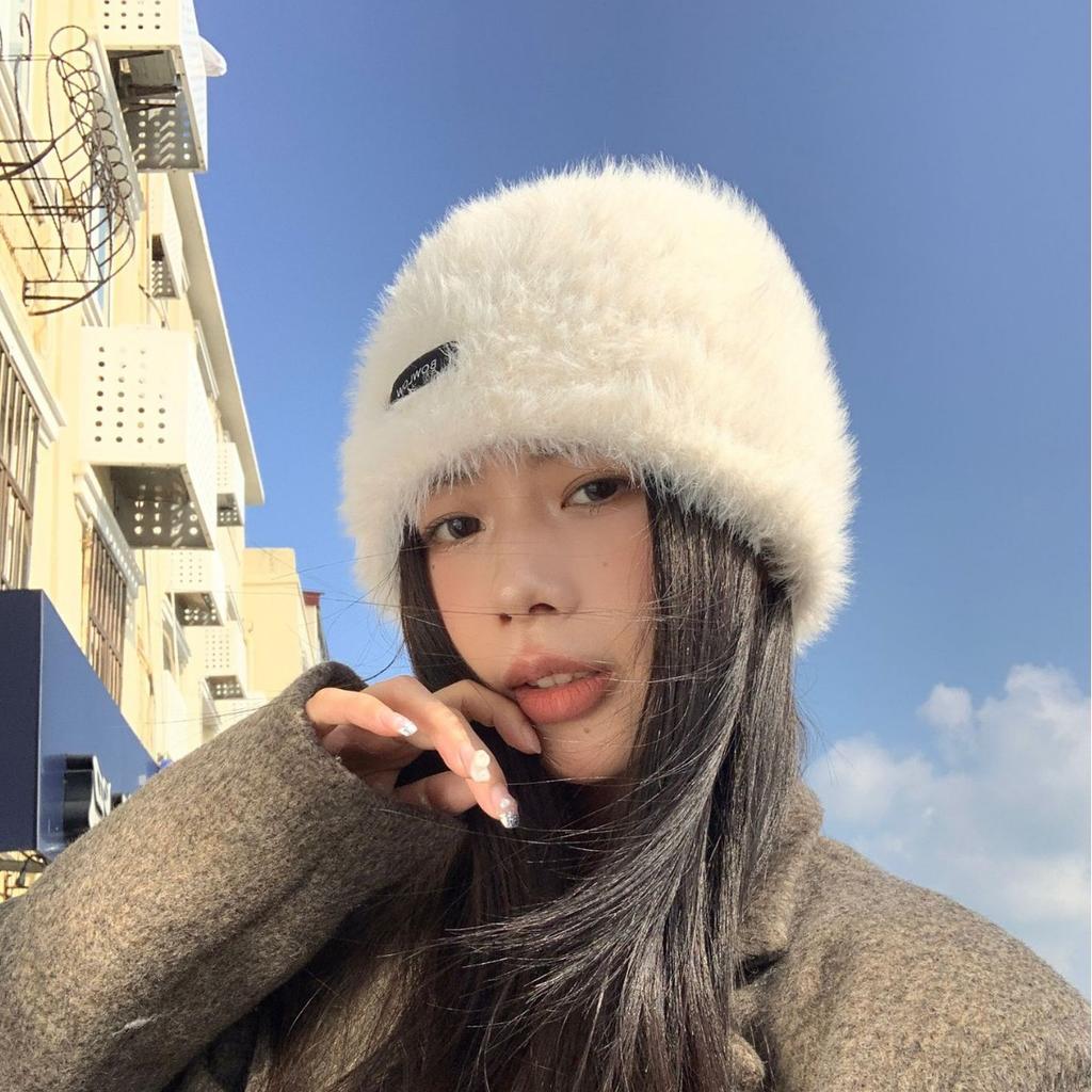Autumn and Winter New Atmosphere Plush Thickened Warm Hooded Face Showing Small Pullover Cold Hat Women's Pullover Hat