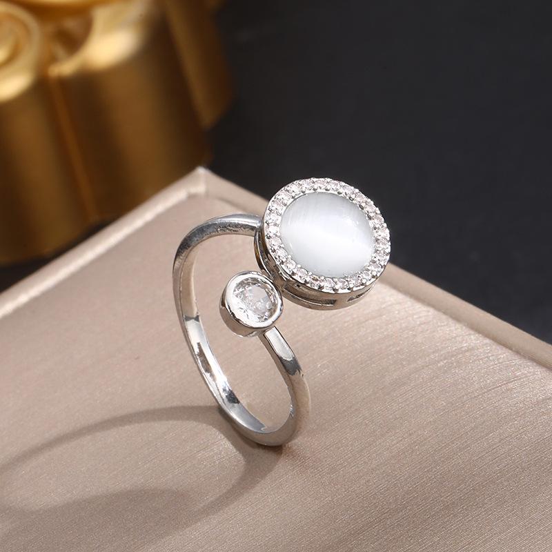Cat s Eye Rotatable Open Ring: Stylish, Versatile Index Finger Band with a Unique, Cool Design