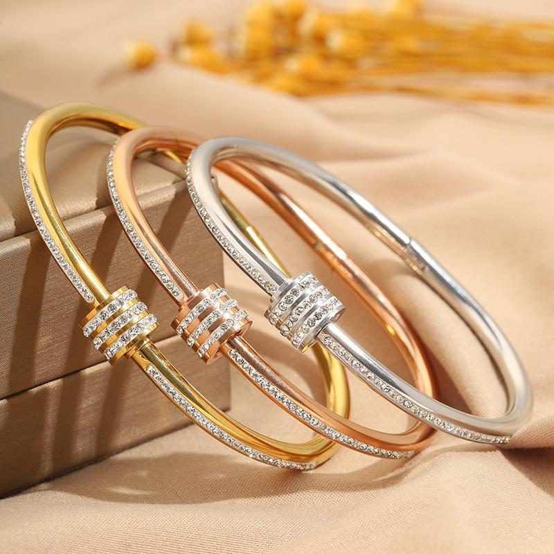 Titanium Steel Bracelet - Versatile and Fashionable Waist-rotating Open Bracelet - High-end Diamond Bracelet