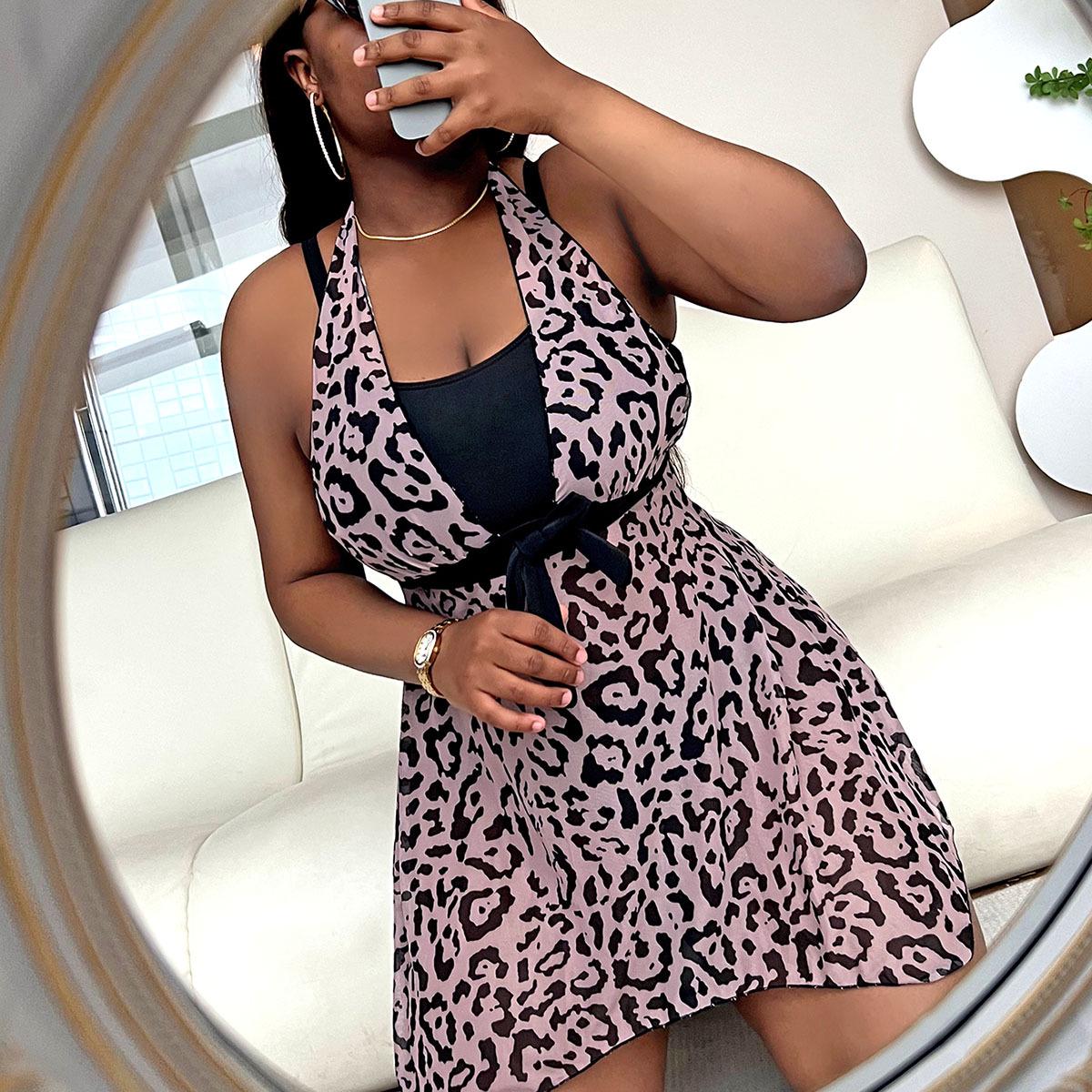 

Plus Size Leopard Print Halter Neck Split Bikini 0XL леопард друку кольору