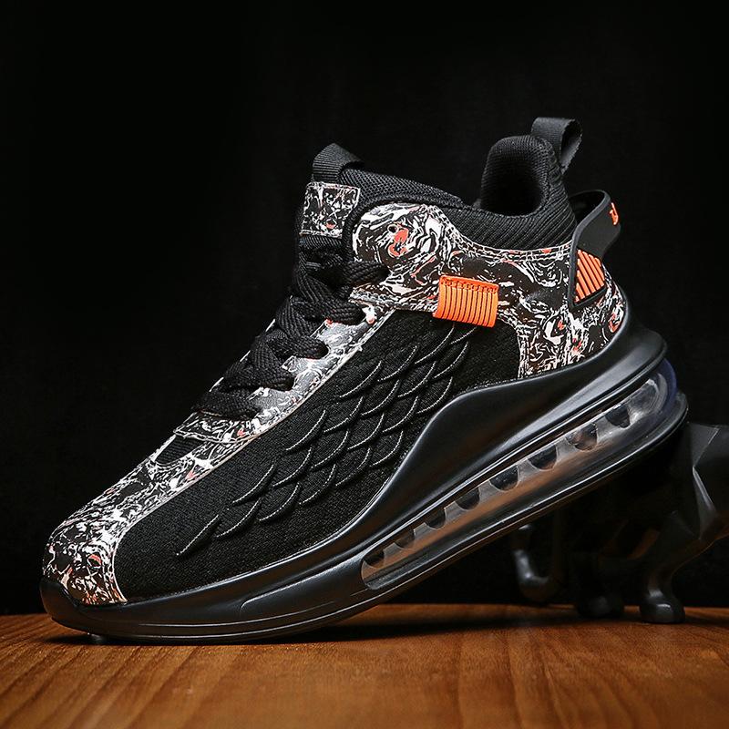 Large size new casual spring and autumn running shoes sports shoes fish scales breathable air cushion fly-woven shoes