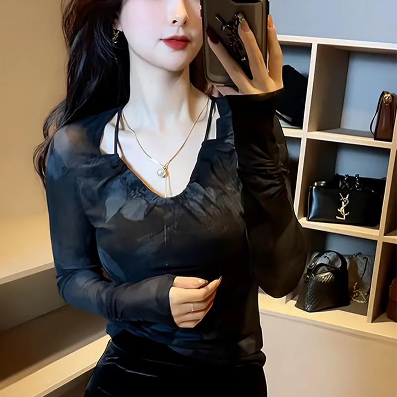 

Women s Black Sheer Blouse Long Sleeve V-Neck Lace Detail Slim Fit Fashion Top S чорний
