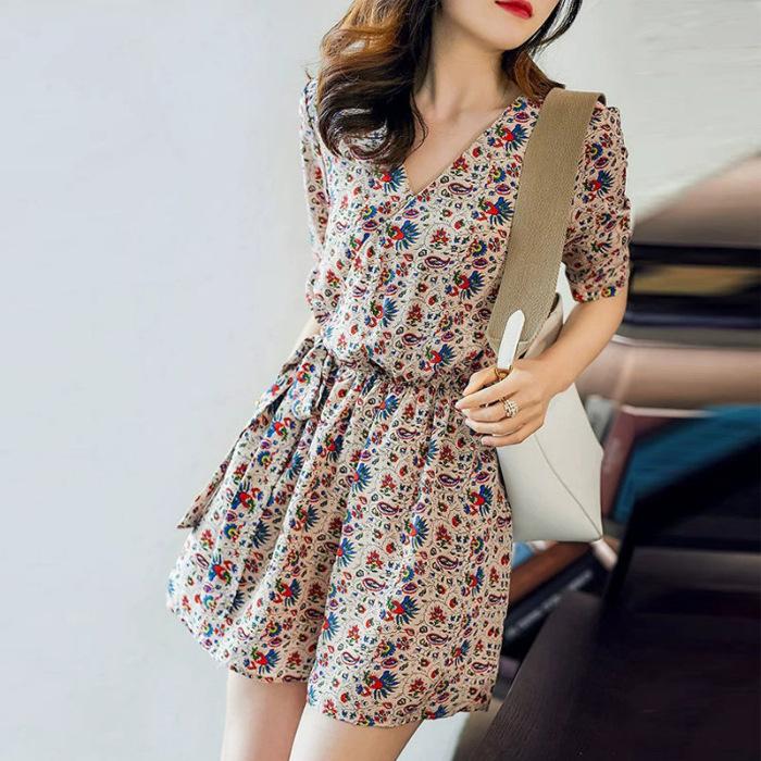 

New summer short-sleeved wide-leg floral chiffon women s short jumpsuit slim-fitting and thin five-point pants jumpsuit S