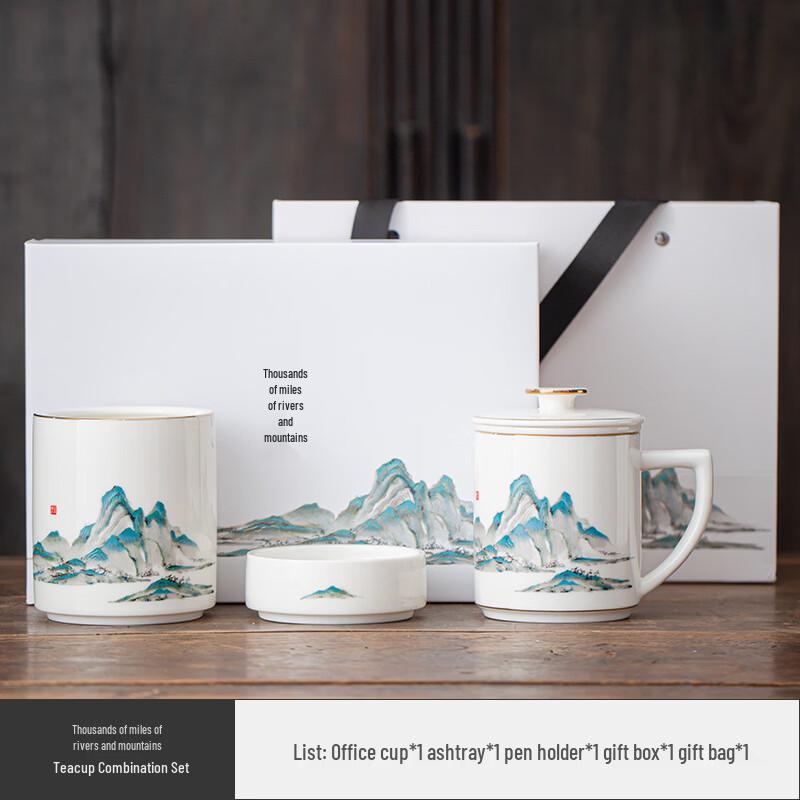 Коллекция художественных изделий из нефрита цвета бараньего жира  Тысяча ли рек и гор  от Zhuijia