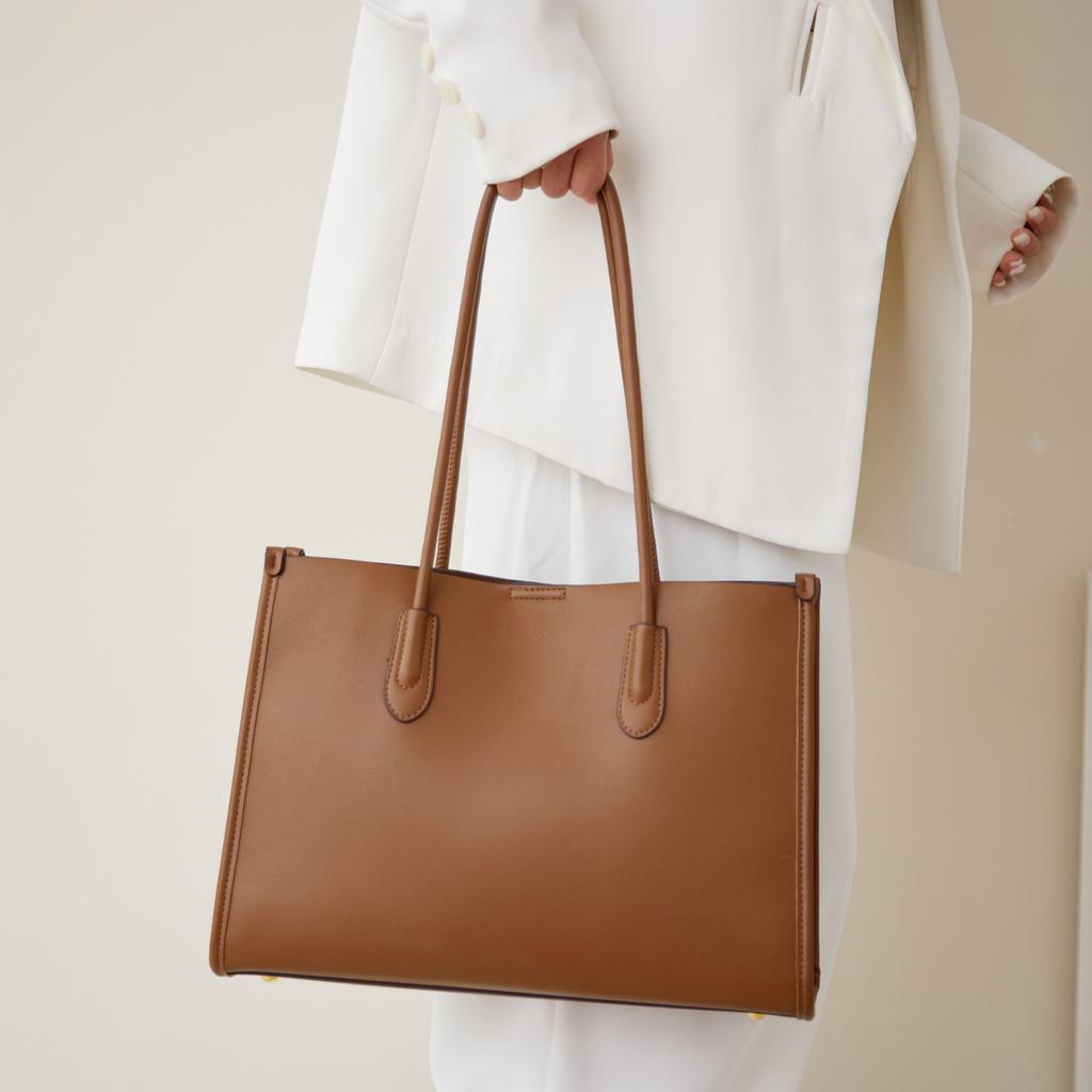 Simple Commuting Bag, Fashionable and Versatile, Large Capacity Bag, Women's High-end Single Shoulder Bag