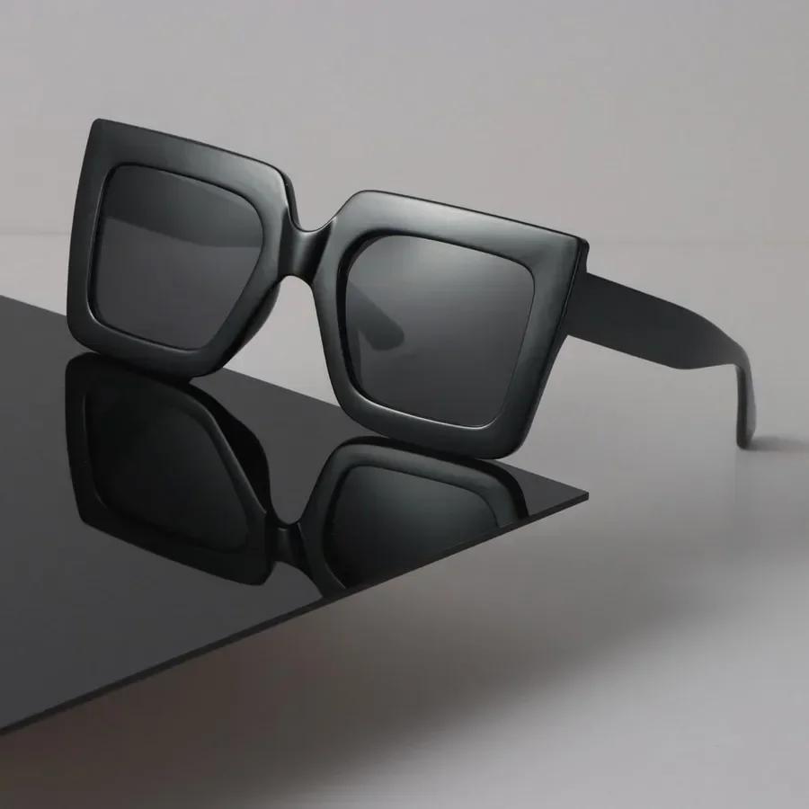 Große quadratische Sonnenbrille Damen Herren Retro Luxus Weiblich Männlich Spiegel Klar Designer Brille Sexy Marke Schwarz Sonnenbrille