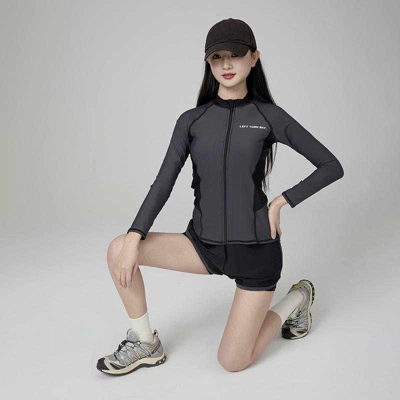 Women's Two-Piece Diving Suit: Long-Sleeve, Sun-Protective Swimwear for Surfing, Sports, or Beach.