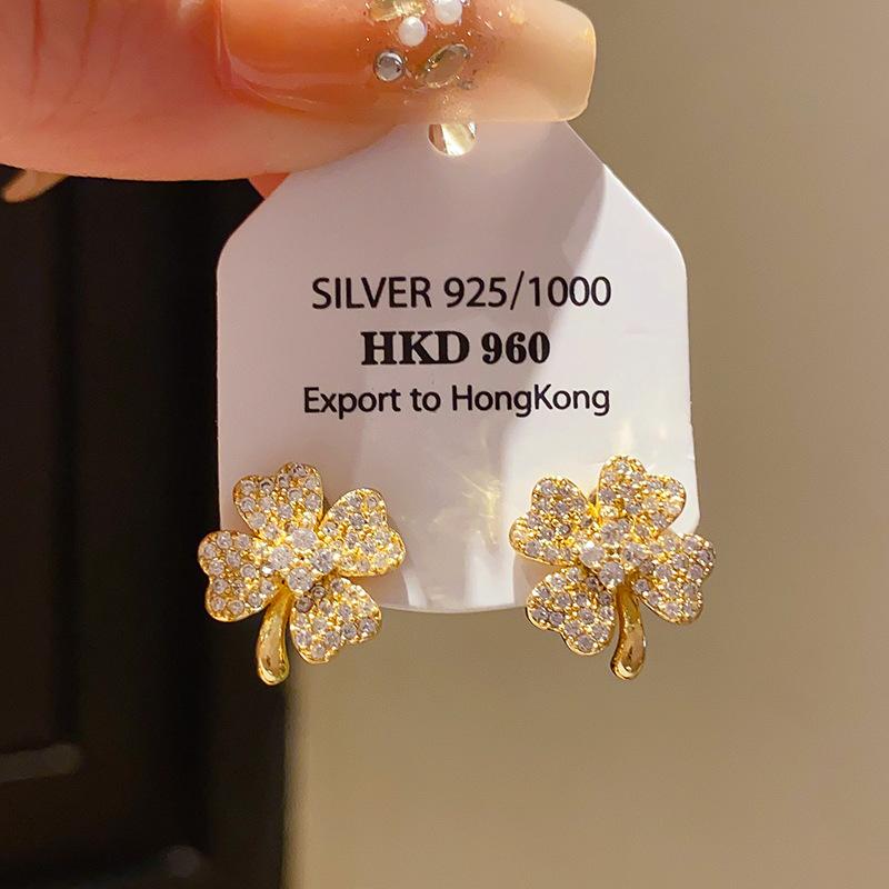 

1PAIR silver needle retro light luxury zircon lucky grass flower stud earrings niche high sense personality exquisite earrings women