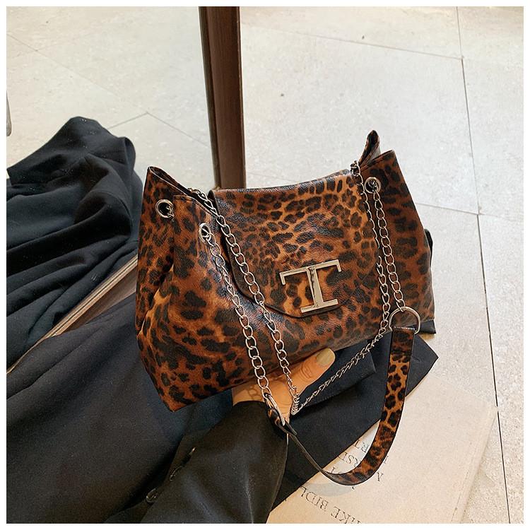 Chic Vintage Leopard Print Chain Shoulder Moon Bag In Black Khaki Brown For Trendy Style