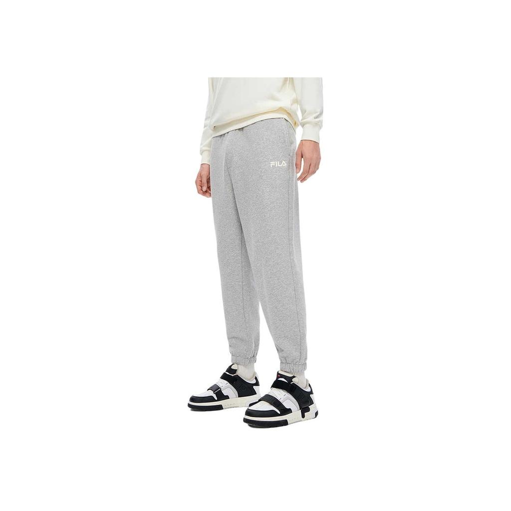 FILA Loose Fit Cuffed Fleece Knit Solid Color Sports Casual Pants Men bottoms Cloud-Gray Flower-Gray F51M249699F-MG
