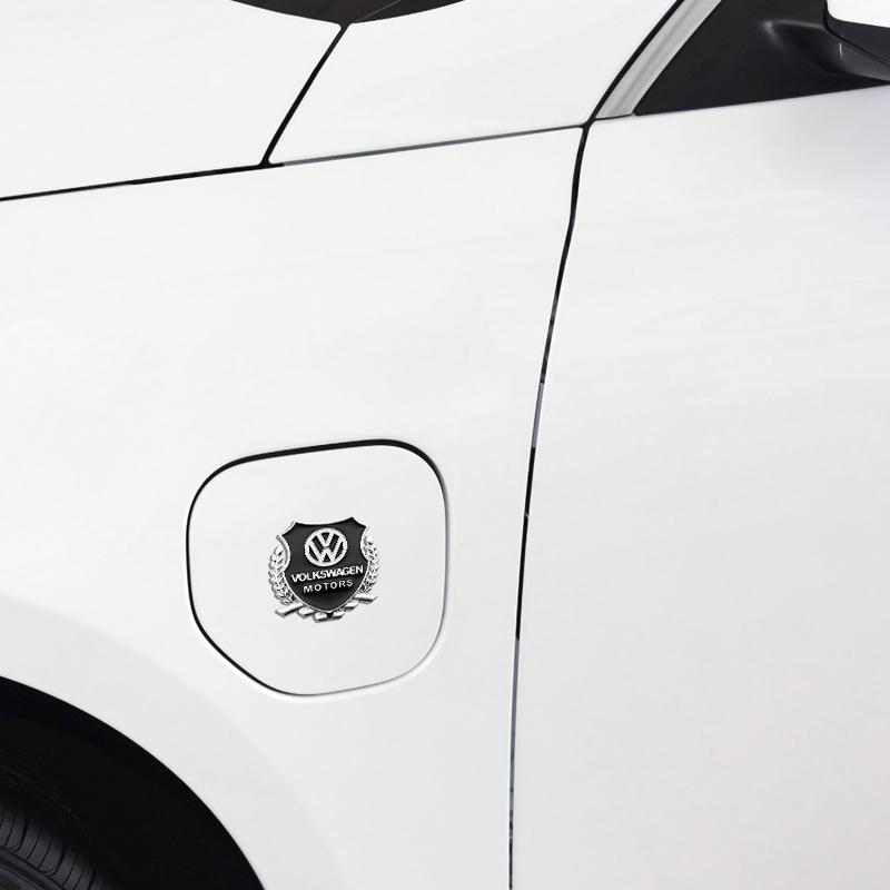 2Pcs Car Badge Body Trunk Metal Sticker For Volkswagen VW Polo Golf Touareg Passat Magotan Tiguan Auto Window Decal Accessories CWS1 