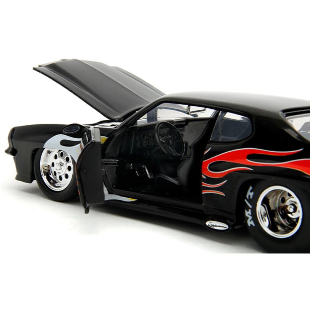 Jada TOYS 1/24 Scale 1971 Pontiac GTO Judge Diecast Car Miniature Model Car American Car Collectible Metal Model