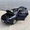 1:18 Jeeps Cherokee SUV Modèle de Voiture en Alliage Métal Moulé sous Pression Véhicules Tout-Terrain Modèle de Voiture Haute Simulation Jouets pour Enfants Cadeau Décoration