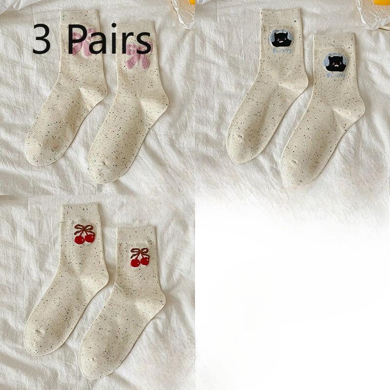 

3 Pairs of Female Autumn and Winter Sweet and Cute Cartoon Ideas Yarn Academy Wind Tube Socks 3 Pairs
