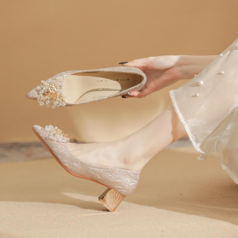 550-2 high heels women's 2025 spring new versatile Xiuhe wedding dress two wear crystal shoes pointed thick heel single shoes