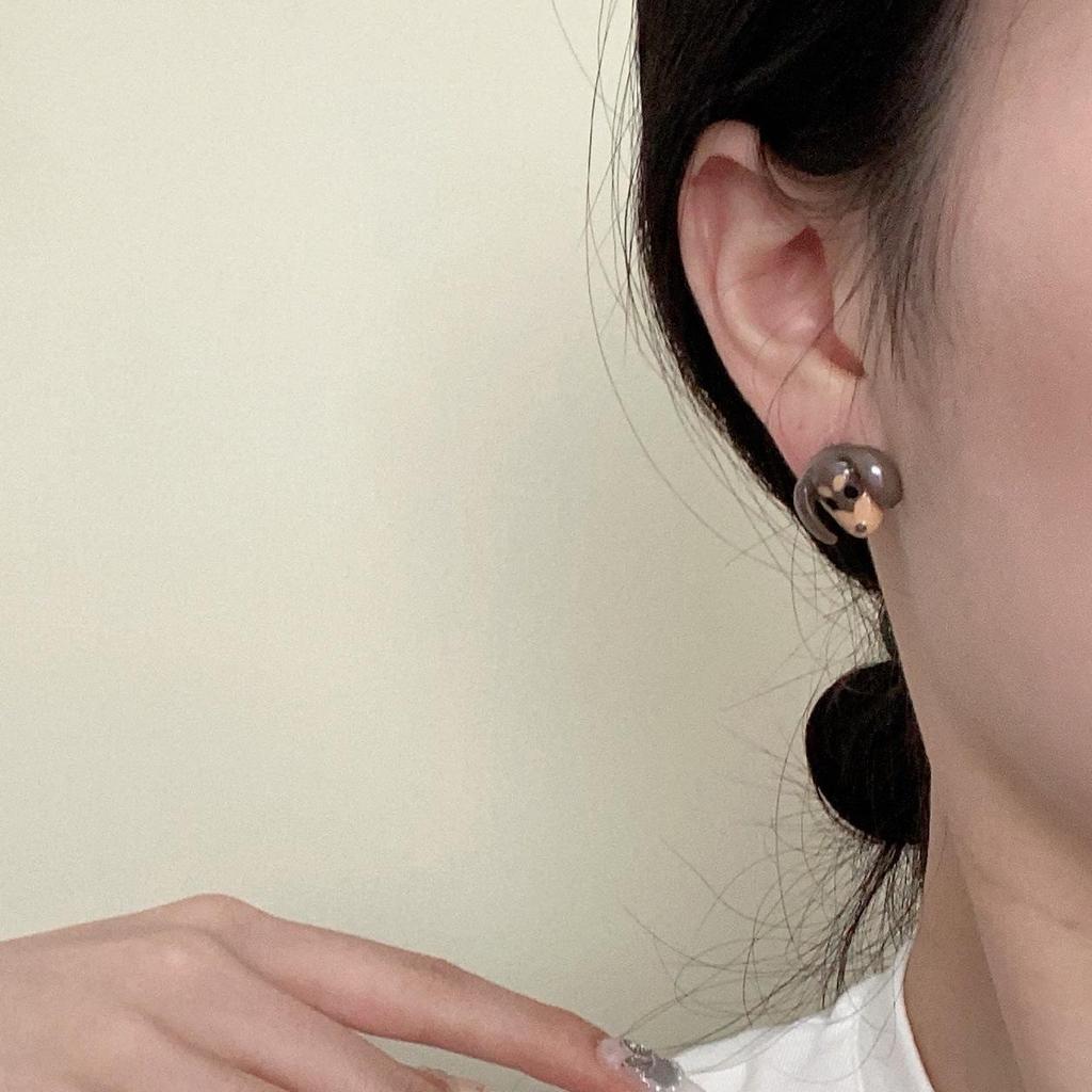 Cute Cartoon Dachshund Earrings for Women - Exquisite, Fashionable, and Versatile Niche Design