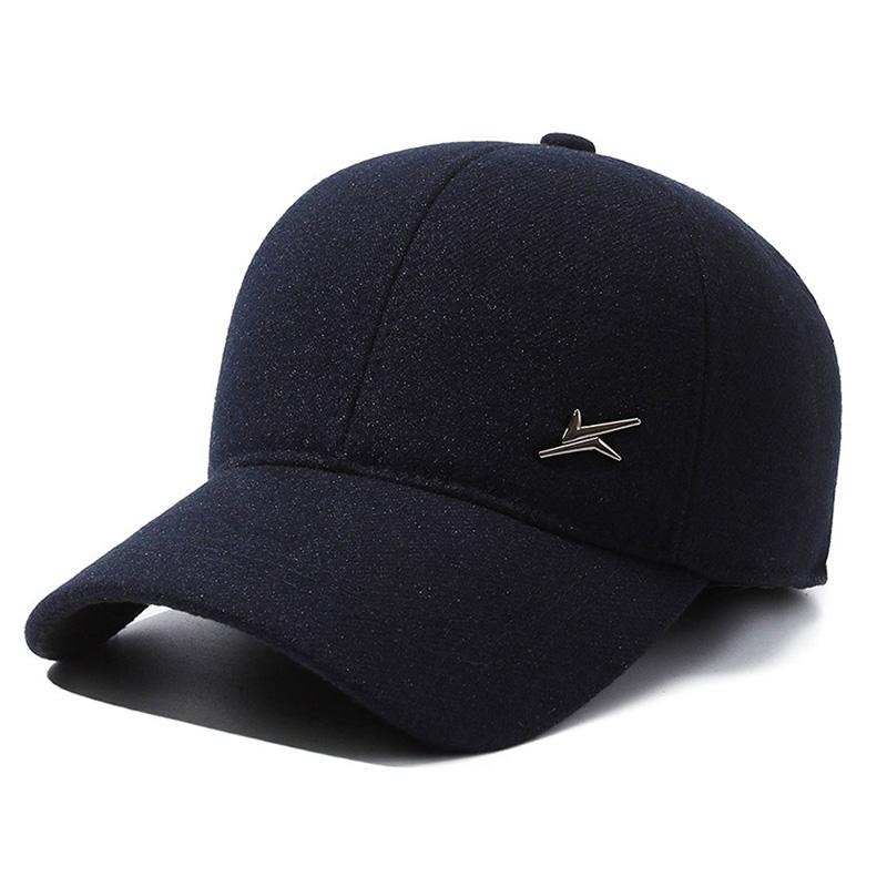 

Middle-aged and elderly men s baseball cap, winter old man duckbill hat, warm winter hat for grandpa, dad s ear-protecting hat Adjustable темно-синього кольору