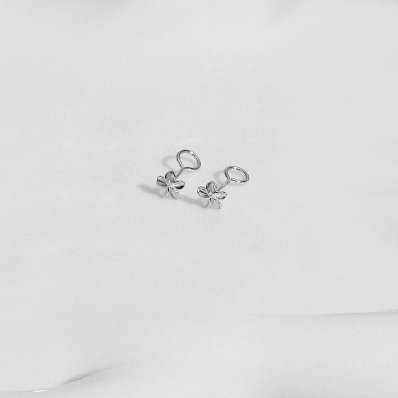 Earrings, Four-leaf Clover, Love, One-letter Earrings, Small, Small Ear Holes, No Need To Remove Ear Rings When Sleeping, Women