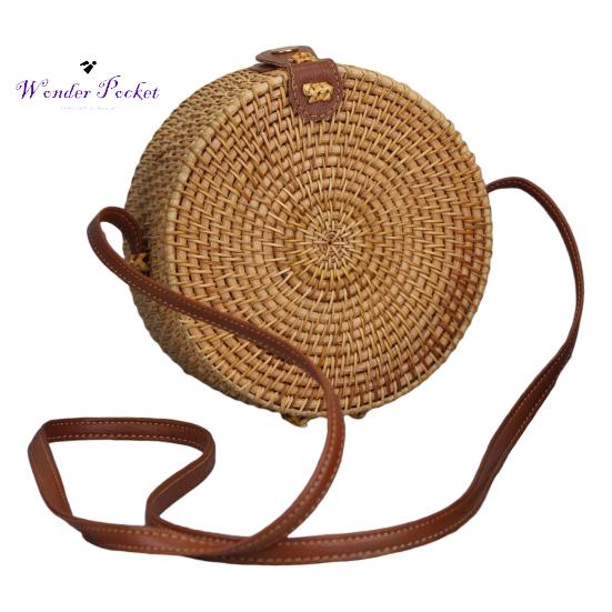 Bag with Shoulder Strap Large Capacity Natural Chic Travel Use Messenger Bag for Women