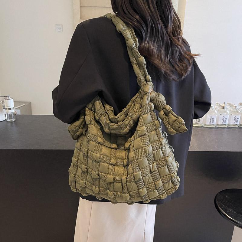 סתיו וחורף קיבולת גדולה מקופלת תיק ענן משובץ קל משקל למטה תיק כתף ליידי מסנג'ר קל משקל נסיעות Crossbody תיקים