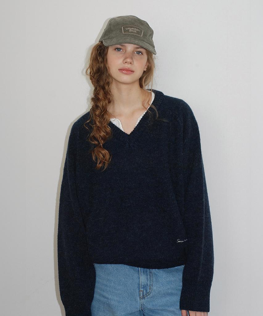 Sseomweeobeoteo Hazel Alpaca V-Neck Knit - Navy