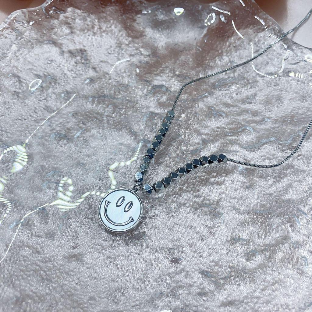 Women's S925 Sterling Silver Seashell Smiley Face Necklace - Trendy Winter Luxury, Simple & Versatile Clavicle Chain