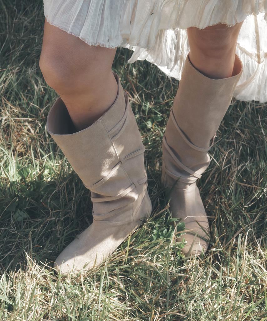 Moodnight Pia Comfort Sole 5-Belted Long Boots | Detachable Belt - 3 Colors