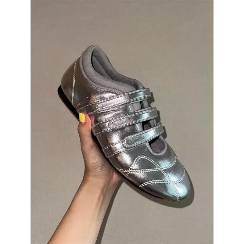 

~ Retro women s Velcro ballet single shoes round head casual sports little white shoes women s single shoes 35 серебряный