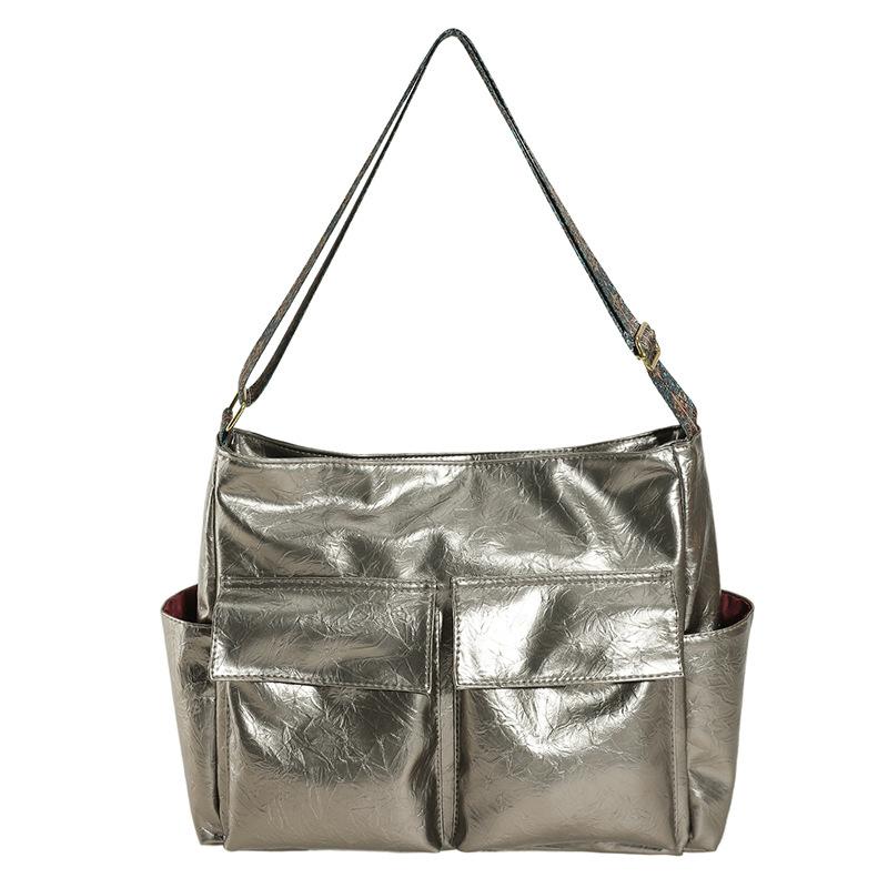 Commuter Large Capacity Tote Bag 2025 New Retro Shoulder Bag Trendy Portable Messenger Bag