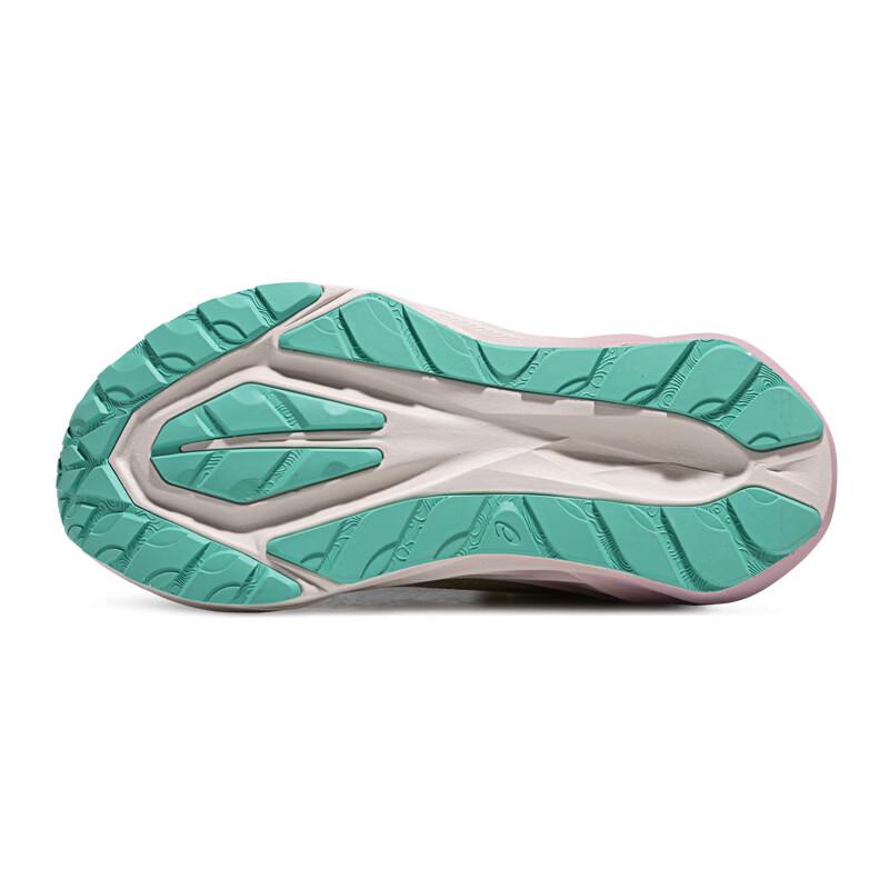 Asics Women's NOVABLAST 5 TR Running Shoes