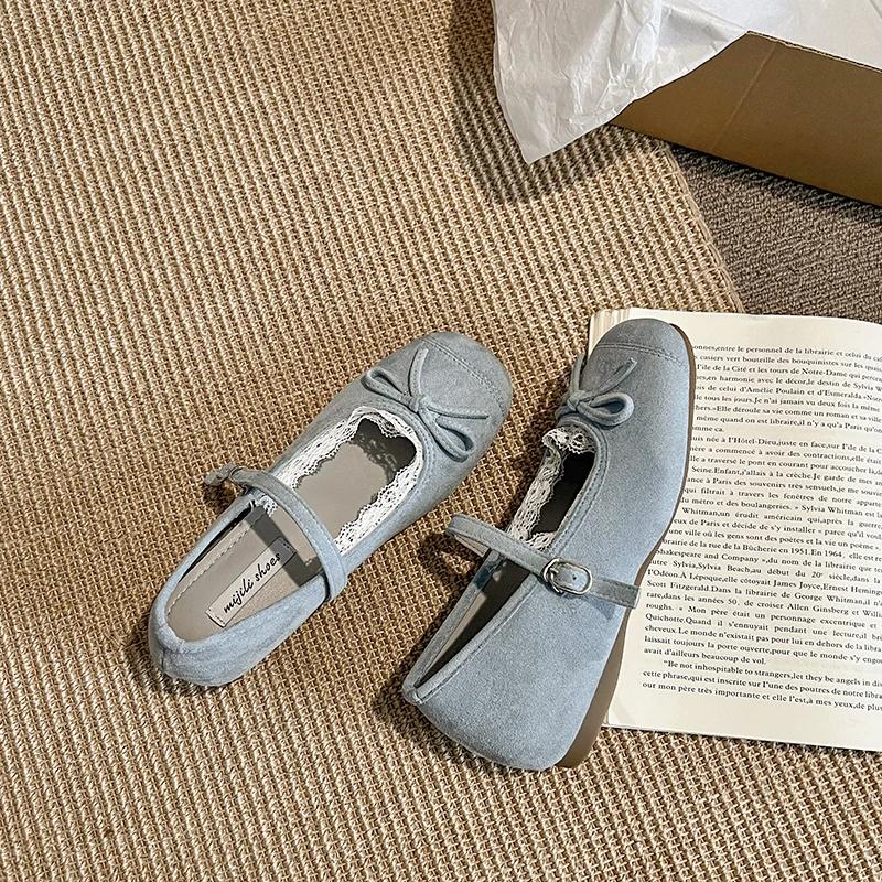 2025 Women's Fashion Single Shoes Spring New Round Head Shallow Mouth Bow Lace Metal Buckle Soft Sole Non-slip Flat Shoes