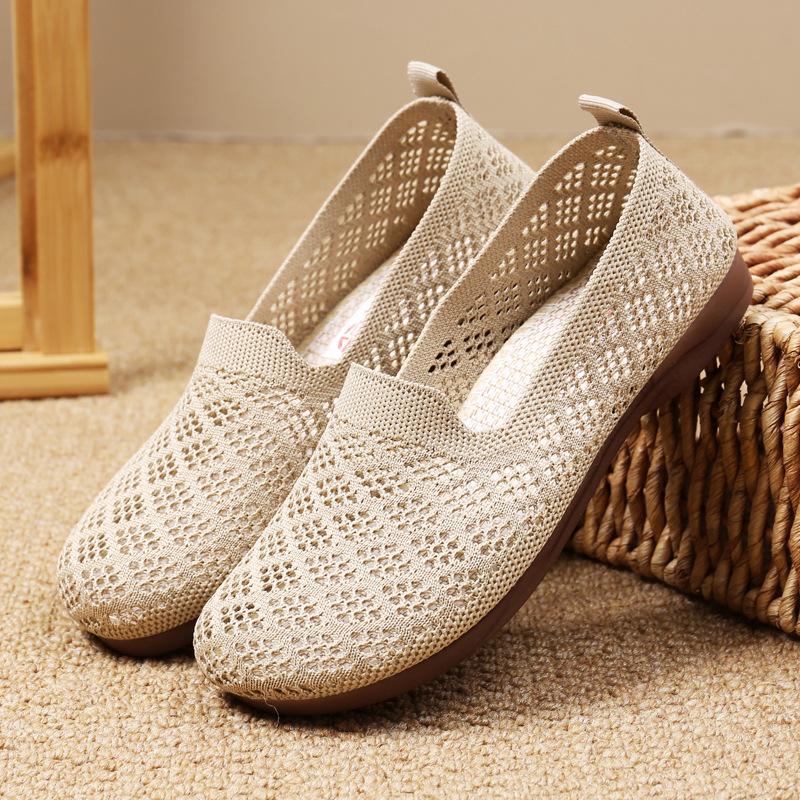 Women's Breathable Mesh Slip-On Sneakers Lightweight Comfortable Walking Shoes Summer Casual Shoes