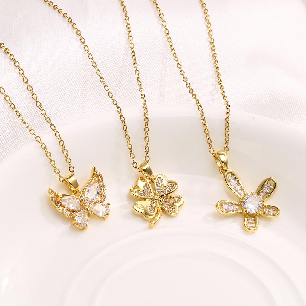 Koreanischer Zirkon Schmetterling Halskettenanhänger Damen Exquisites Kleeblatt Blume Design Nischenstil Schmuck Perfektes Geschenk