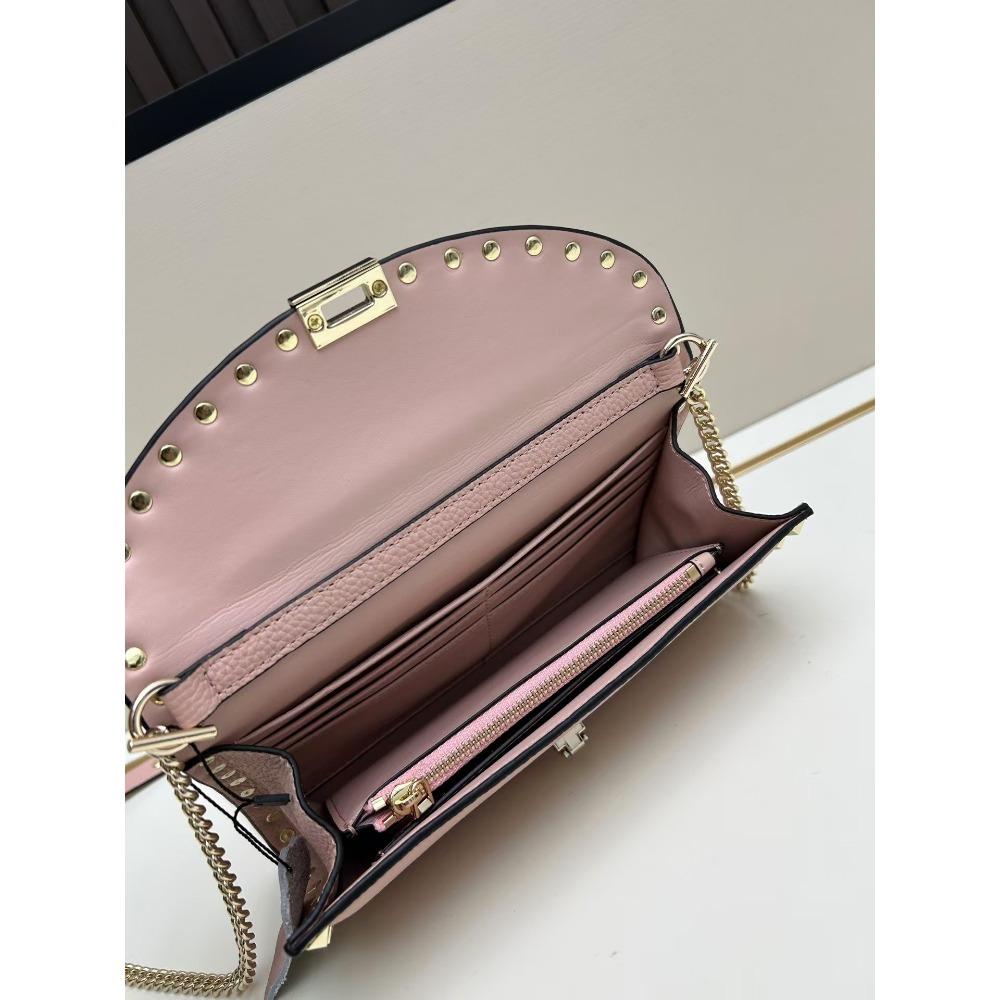 Trend zomer nieuw casual klinknagel klein vierkant tasje gepersonaliseerde schoudertas voor messenger mobiele telefoon tasje klein fris dames tasje groothandel