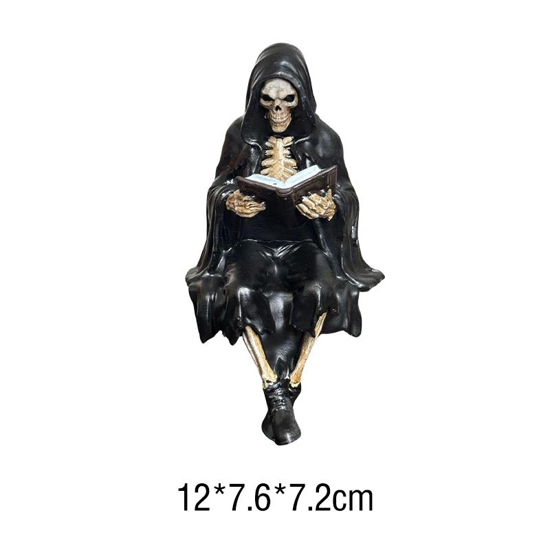 Resin Skeleton Firefighter Shelf Sitter Halloween Skull Fireman Figurine In Sitting Pose Creative Desk Bookshelf Decor Ornament