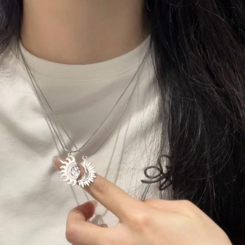 1 pár retro náhrdelník s přívěskem slunce a měsíce, personalizovaný řetízek choker pro pár, šperky jako dárky na Valentýna