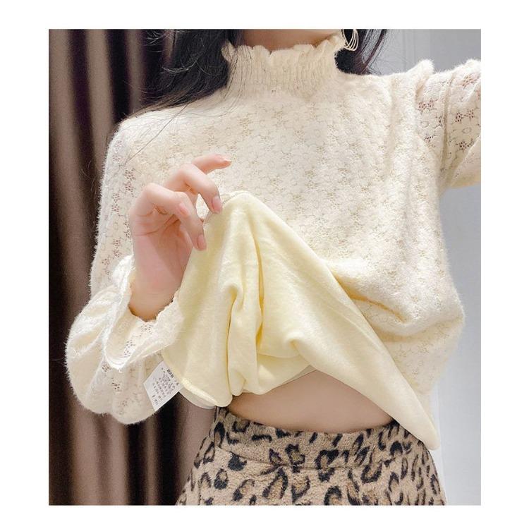 Fermecător și practic: Cămașă de bază din catifea și dantelă pentru iarnă