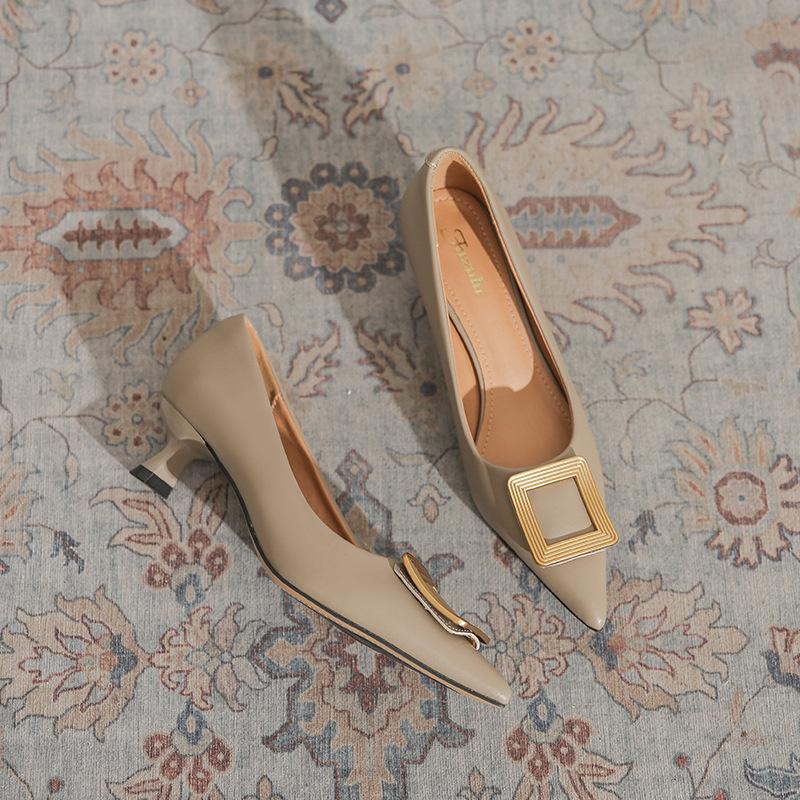 2216-6 European Station 2025 Spring New Fashion Square Buckle High Heels Professional Commuter Middle Heel Cat Heel Single Shoes Women