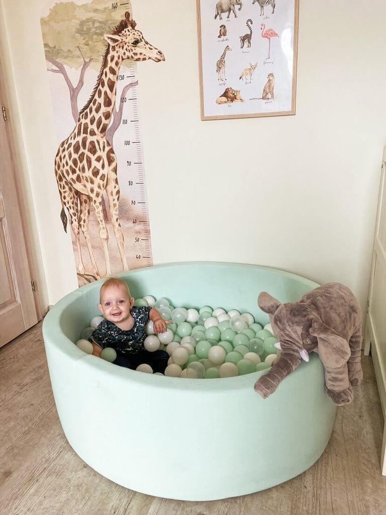 Dry pool 110x40cm mint with 500 balls: light green, white, transparent, pearl, beige, gray