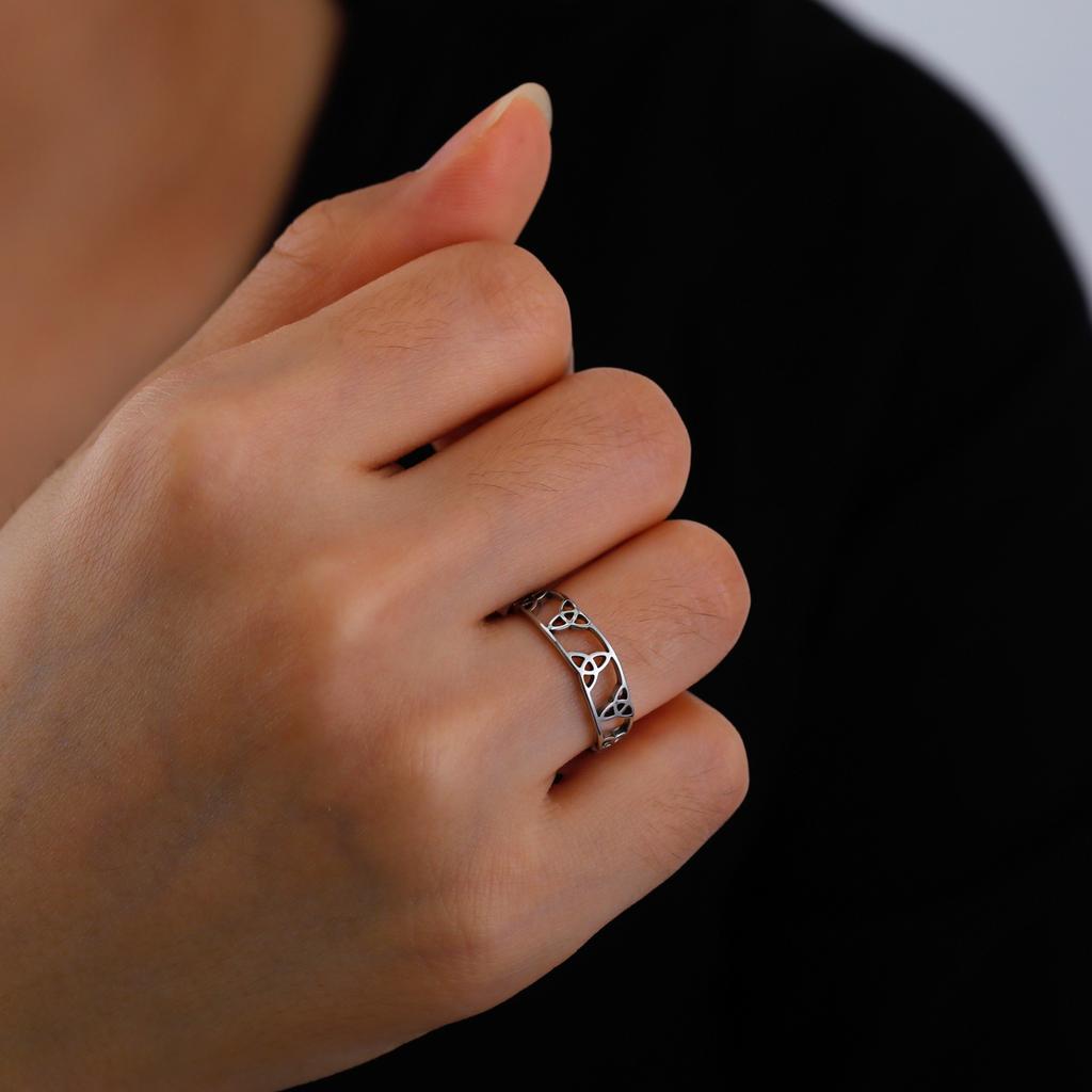 Trinity Triquetra Celtics Knot Rings Stainless Steel Gold Finger Ring Talisman Amulet Jewelry Gift for Women