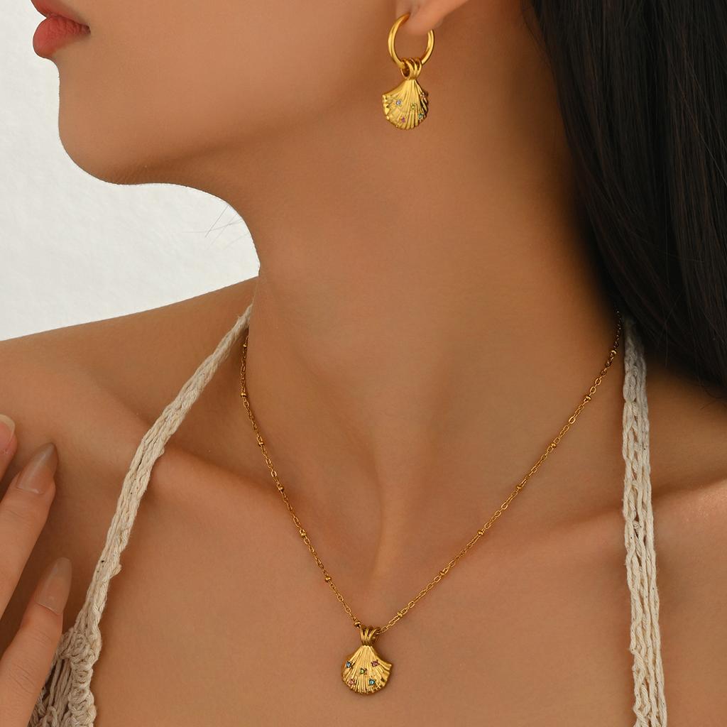Ocean Wind Women's Jewelry Set, Niche Shell Set with Jewel Design Earrings, Versatile Long Necklace