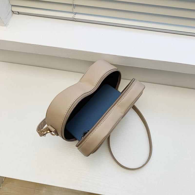 Fashion Casual Women'S Shoulder Bag Pu Solid Color Heart Shape With Adjustable Belt Ladies Crossbody Bag For Outings Festivals