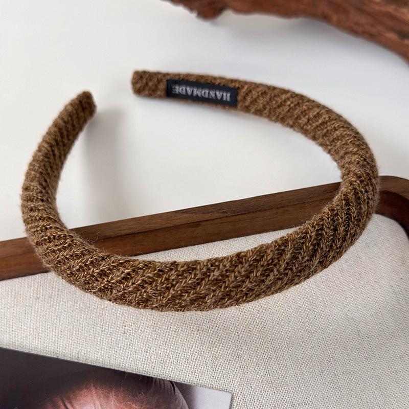 Autumn & Winter Korean Style Vintage Wool Twill Headband for Elegant Outings