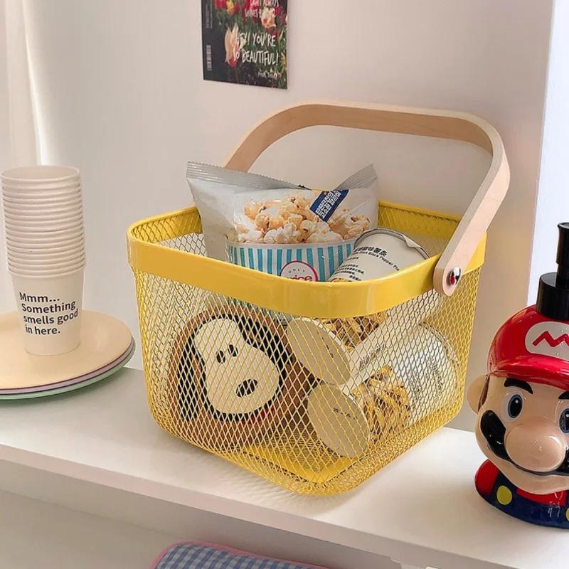 

Metal Mesh Basket Multi-functional Hanging Durable Anti Corrosion Bread Fruit Food Organizer Bathroom Organizer Kitchen Baskets жовтий
