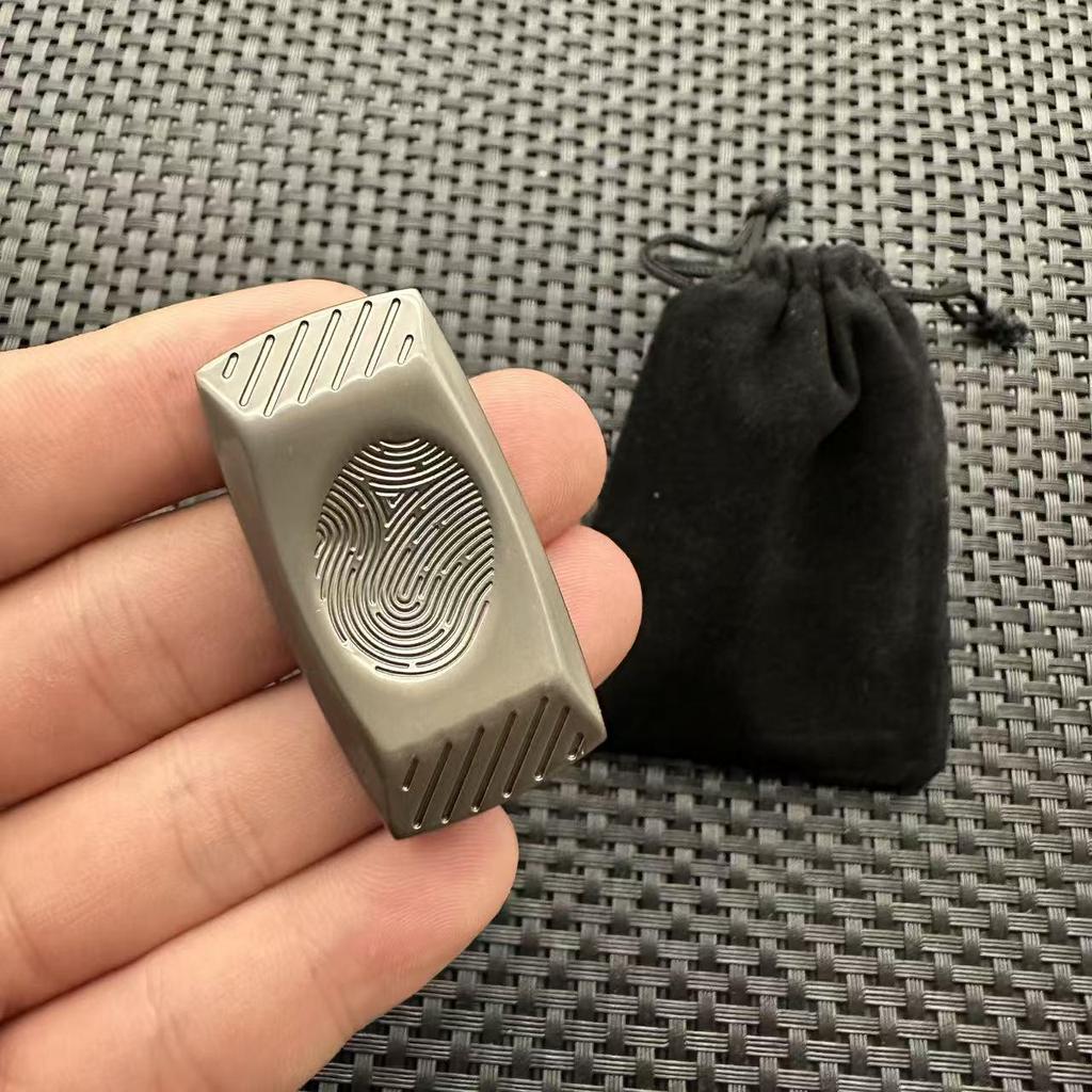 Pa Pa Coin Metal Sound Wave Fidget Spinner: Magnetic Decompression Hand Toy