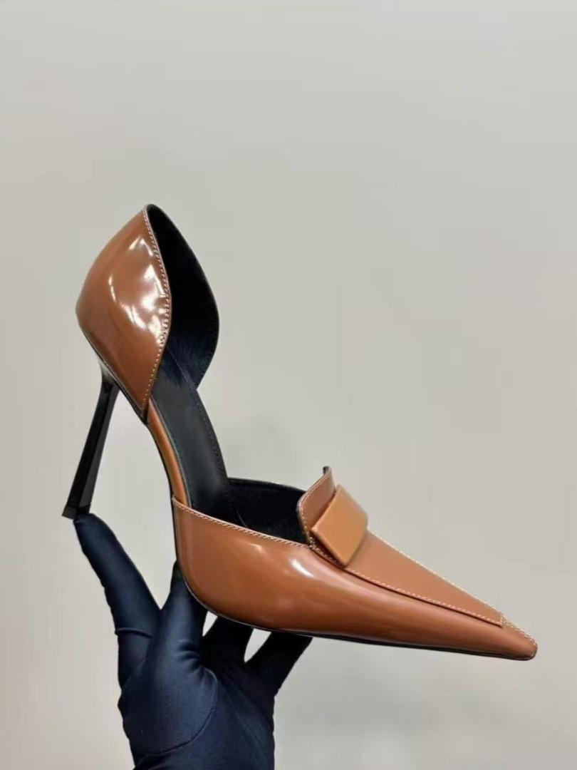 

2025 ранняя весна черные глянцевые туфли на высоком каблуке с острыми тонкими каблуками полые темпераментные одинарные туфли женские босоножки с неглубоким ртом и мешком на голове 34 коричневый