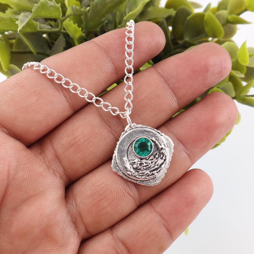 Green Emerald Gemstone Pendant Jewelry, Handmade Gorgeous Silver Pendant , 925 Sterling Silver Jewelry For Wedding Gift