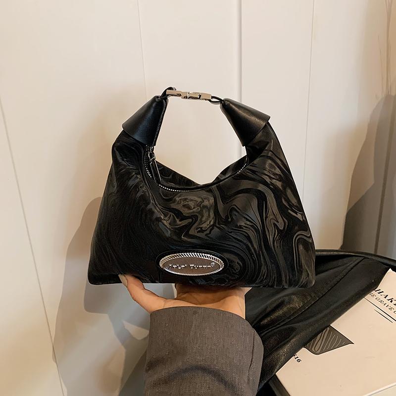 

new solid color gradient printing PU material women s shoulder bag, fashionable, the latest spring and summer.